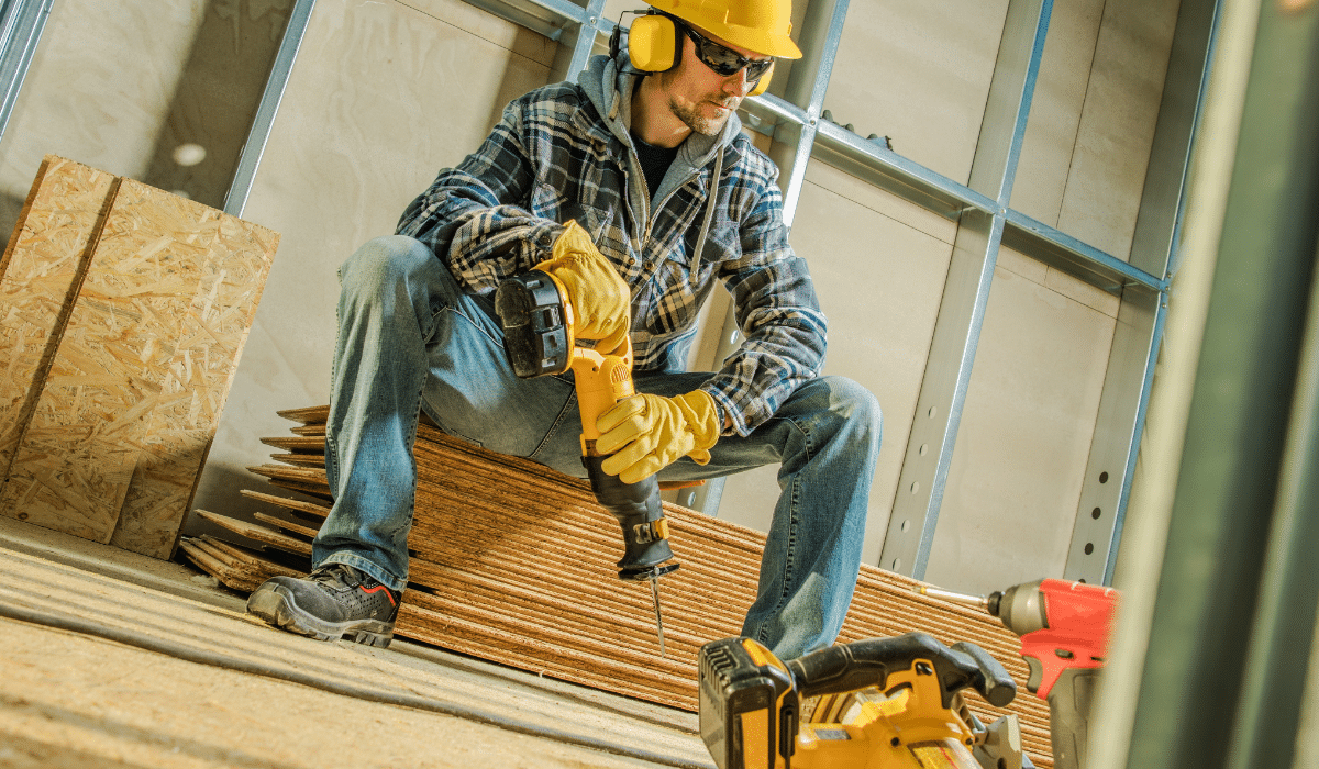 ways to protect yourself against tool theft featured image
